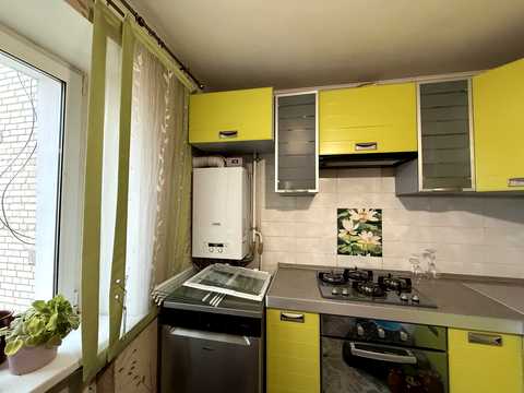 квартира за адресою Юності просп., 44