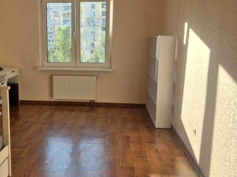 квартира по адресу Ревуцкого ул., 54-А