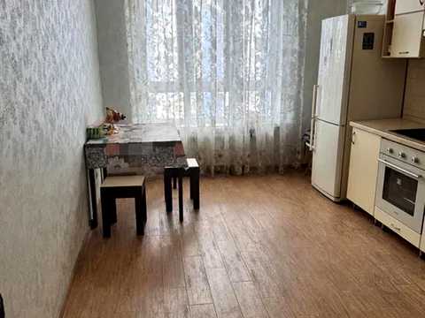 квартира по адресу Академика Глушкова просп., 9-Г