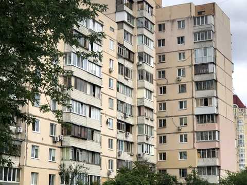 квартира за адресою Левка Лук'яненка вул. (Маршала Тимошенка), 33/35
