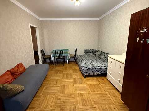 квартира за адресою Академіка Корольова вул., 2