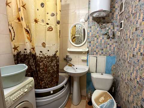 квартира за адресою Академіка Корольова вул., 2