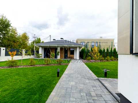 будинок за адресою Озерна