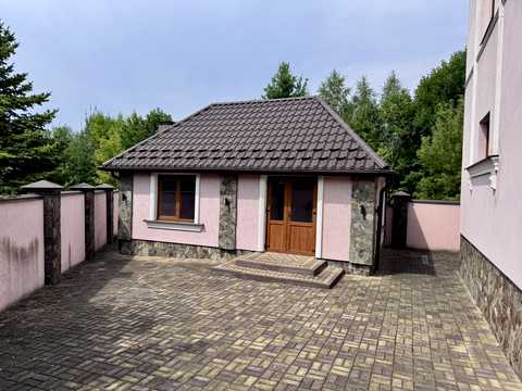 будинок за адресою Шухевича вул., 12
