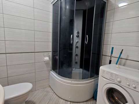 квартира за адресою Практична вул., 4