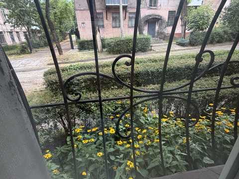 квартира за адресою Кам'янське (Дніпродзержинськ), Лісопильна вул., 82