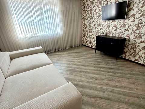 квартира за адресою Довженка вул., 4