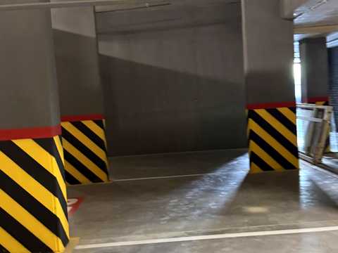 паркомісце за адресою Генерала Кульчицького вул., 2