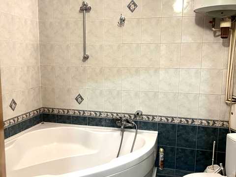квартира по адресу Миколы Бажана просп., 36