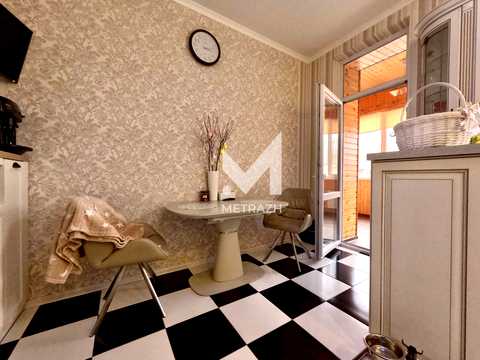 квартира по адресу Феодосийская ул., 32