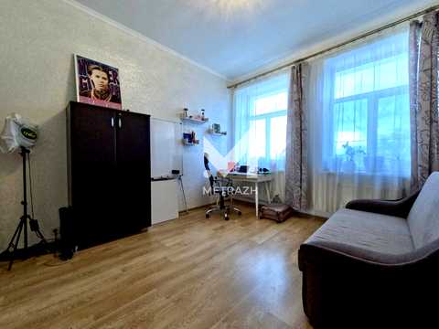 квартира по адресу Феодосийская ул., 32