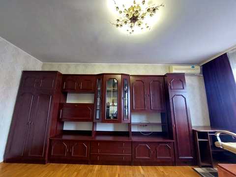 квартира за адресою Ревуцького вул., 44-Б