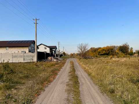 участок по адресу пгт. Бородянка, Кирилюка