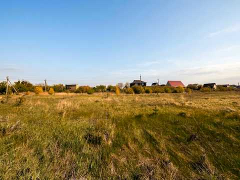 участок по адресу пгт. Бородянка, Кирилюка