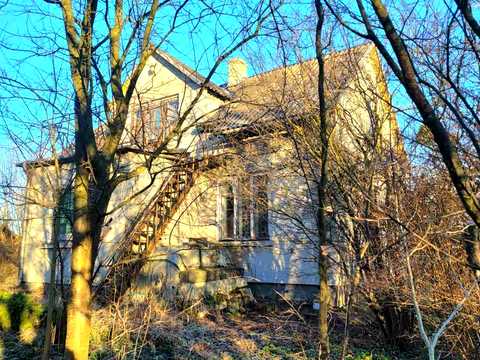 будинок за адресою с. Товщів, Центральна, 23