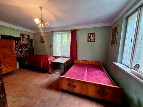 будинок за адресою с. Товщів, Центральна, 23