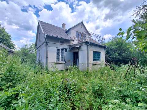 будинок за адресою с. Товщів, Центральна, 23