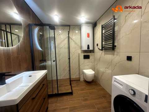 квартира за адресою Романа Левицького вул., 4