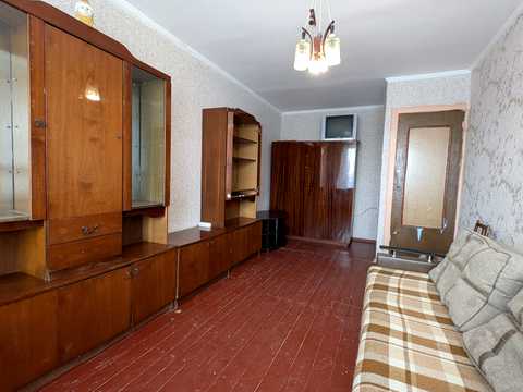 квартира за адресою  Старокостянтинів, Миру вул., 1/156