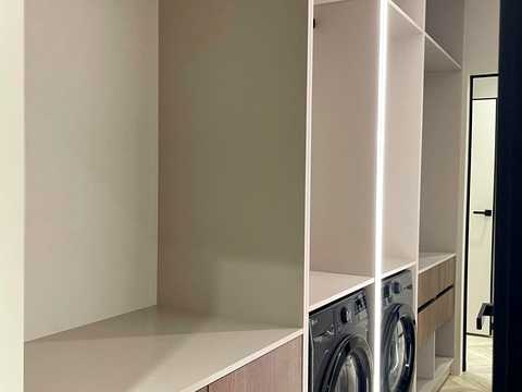 квартира по адресу Угорская ул., 12