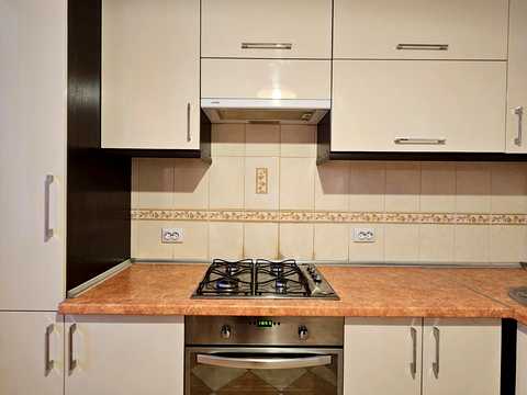 квартира за адресою с. Чайки, Валерія Лобановського вул., 26 к3