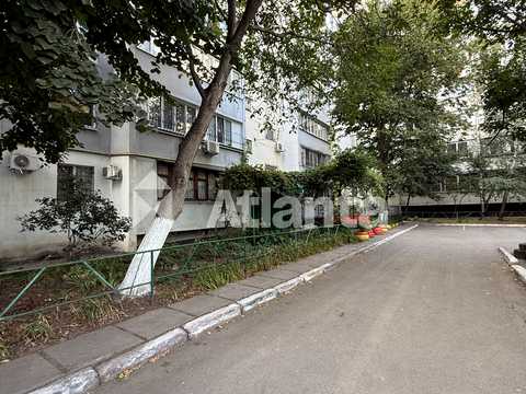 квартира за адресою Жоліо Кюрі вул., 64