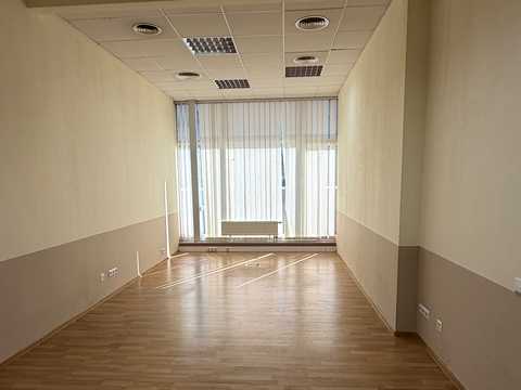 комерційна за адресою Володимирська вул., 101