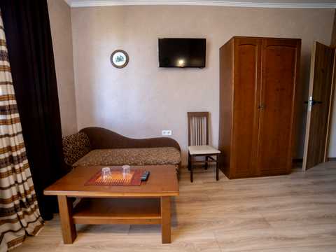 коммерческая по адресу с. Поляница, урочище Прелуки ул., 47а