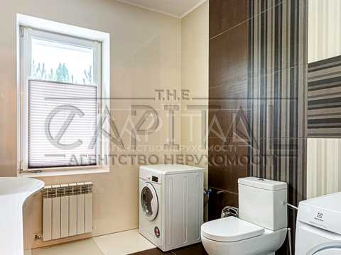 будинок за адресою Київська вул., 1-В