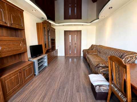 квартира за адресою Гната Хоткевича вул., 81