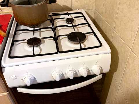 квартира за адресою Йорданська вул. (Лайоша Гавро), 3