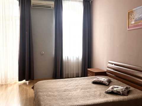 квартира за адресою Саксаганського вул., 32