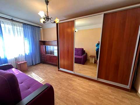квартира за адресою Зодчих вул., 28-А