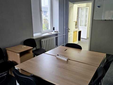 коммерческая по адресу Марії Приймаченко бульв. (Академіка Ліхачова), 1/27