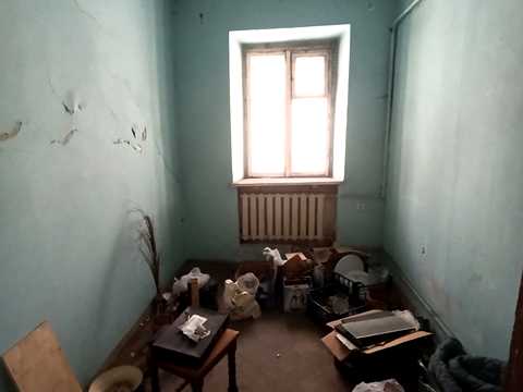 комерційна за адресою Остапа Нижанківського вул., 2/4