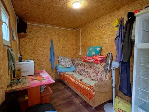 комерційна за адресою с. Моломолинці, Нова Лінія, 76