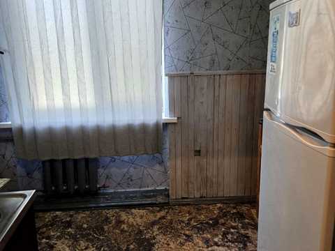 квартира за адресою Кам'янське (Дніпродзержинськ), Айвазовського вул., 1