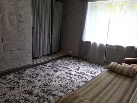 квартира за адресою Кам'янське (Дніпродзержинськ), Айвазовського вул., 1