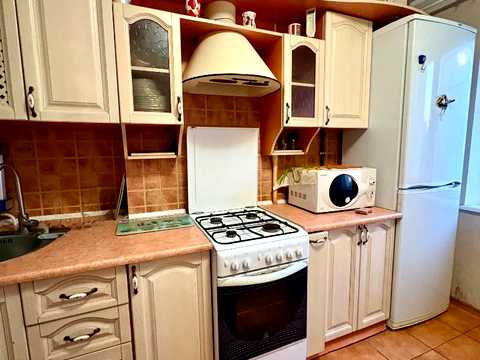 квартира за адресою Калинова вул., 84
