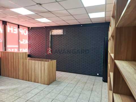 комерційна за адресою Ушинського вул., 1б