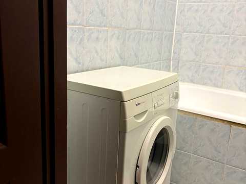 квартира за адресою Ревуцького вул., 42-Б