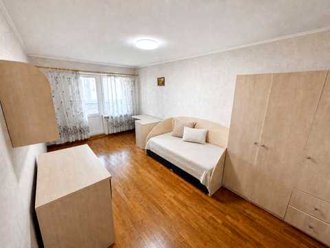 квартира за адресою Бориса Гмирі вул., 1/2