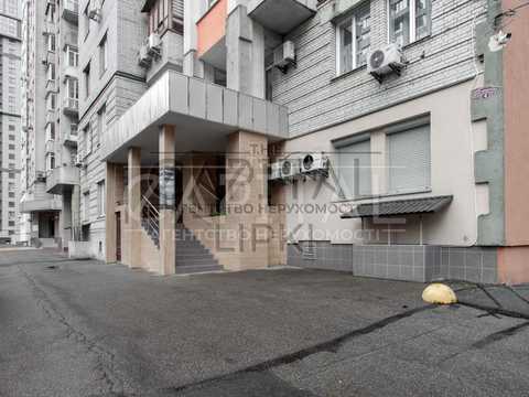 коммерческая по адресу Андрея Верхогляда ул. (Михайла Драгомирова), 4