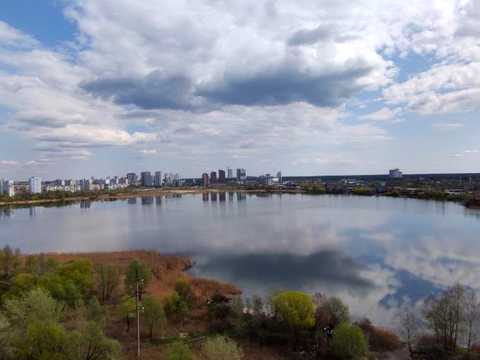 квартира за адресою Ревуцького вул., 54
