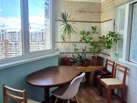 квартира за адресою Тростянецька вул., 5-Б
