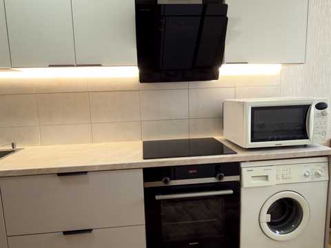 квартира по адресу Киев, Тополёвая ул., 4-8