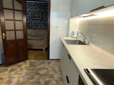 квартира по адресу Киев, Тополёвая ул., 4-8