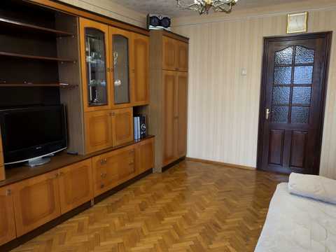 квартира по адресу Киев, Тополёвая ул., 4-8