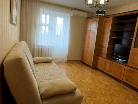 квартира по адресу Киев, Тополёвая ул., 4-8