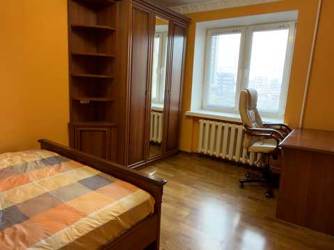 квартира по адресу Киев, Тополёвая ул., 4-8